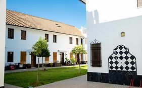 Los patios de San Lorenzo con parking